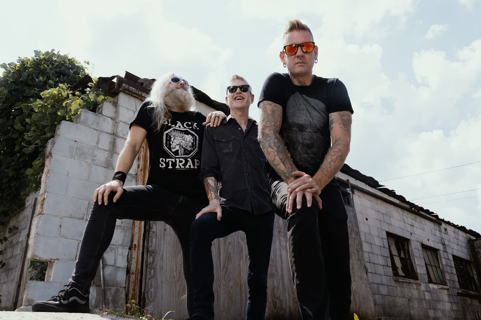 SNW Sideshow Ft. Mastodon